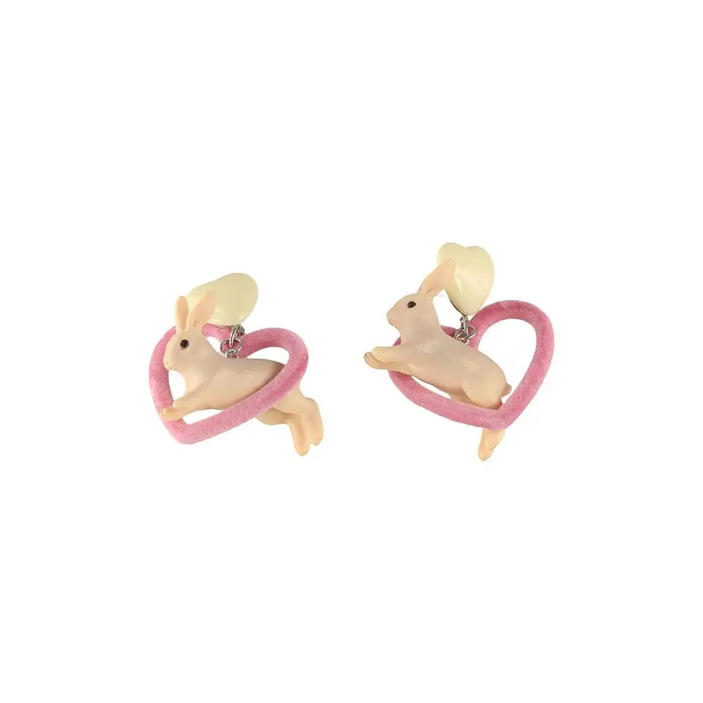 

Sweet Harajuku Fashion Design Girls Gifts White Heart Rabbit Animal Earrings Resin Jewelry Women Earrings Korean Style Jewelry