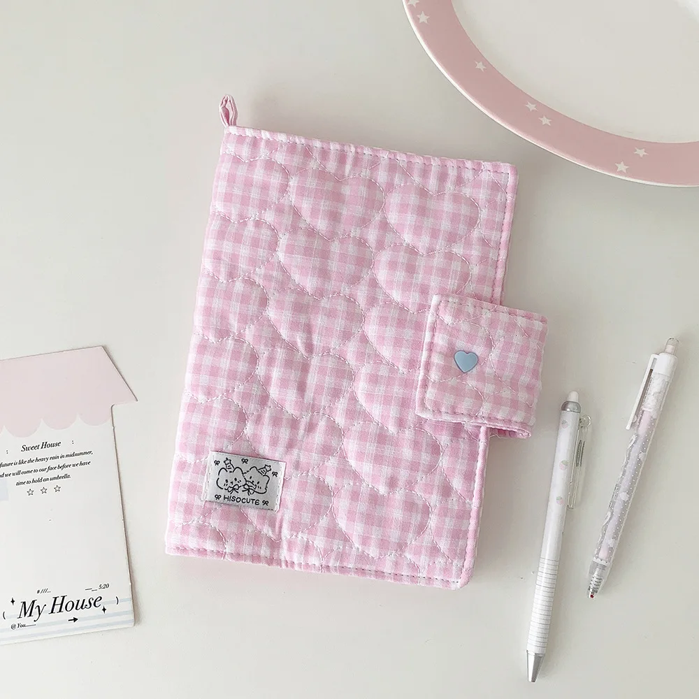 Koreanische Mode Gitter-Liebes-Motiv Abnehmbare Buchhülle Schreibwaren-Aufbewahrung Schutzhülle A5 Pack Buchhülle – Detail 1