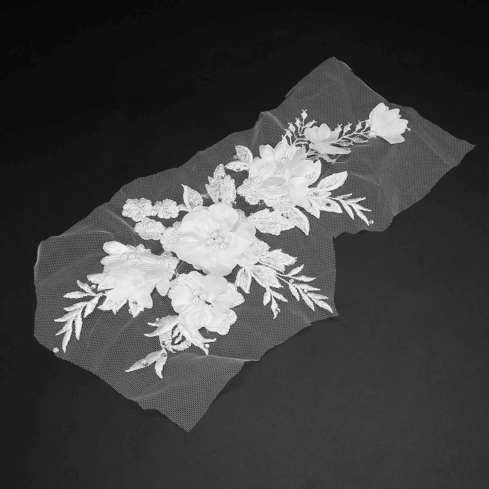 ABRT-2X مطرز الحفر الساخن الدانتيل الزفاف مطرز الزهور التطريز بقع بيضاء