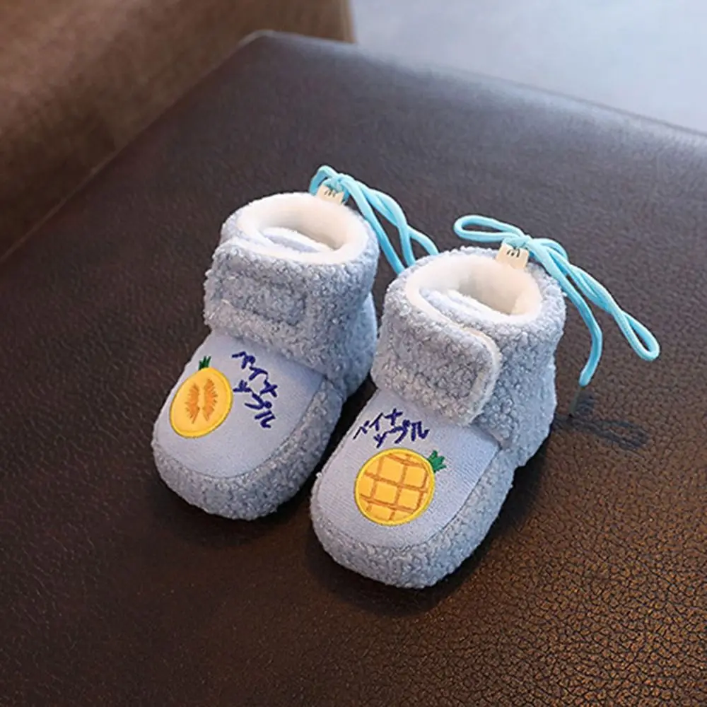 ارتداء مقاومة الصوف طفل الثلوج الأحذية الدافئة المضادة للسقوط الرضع الأولى أحذية مشي المضادة للانزلاق لينة وحيد أحذية قطنية الشتاء