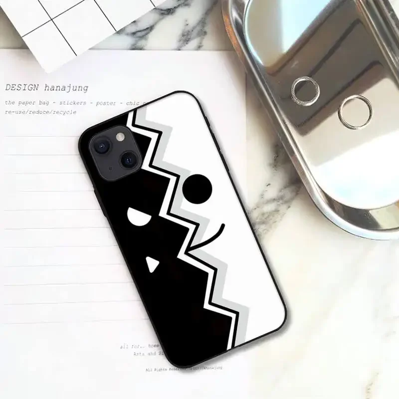 Hot game Geometry Dash Phone Case For iPhone 11 12 Mini 13 Pro XS Max X 8 7 6s Plus 5 SE XR Shell