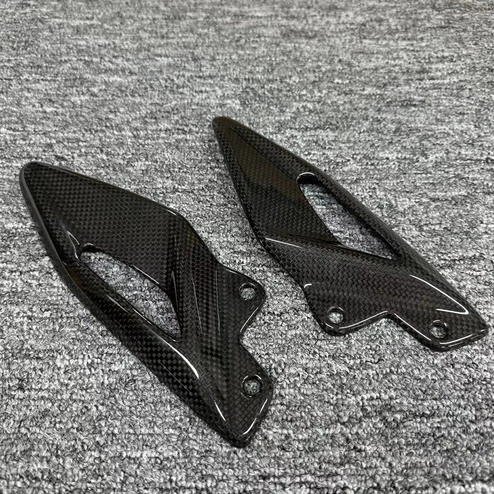 For Triumph Street Triple 660 765 R RS 2016- 2024 Carbon Fiber motorcycle Accessories Heel Guard Plates Foot Rests