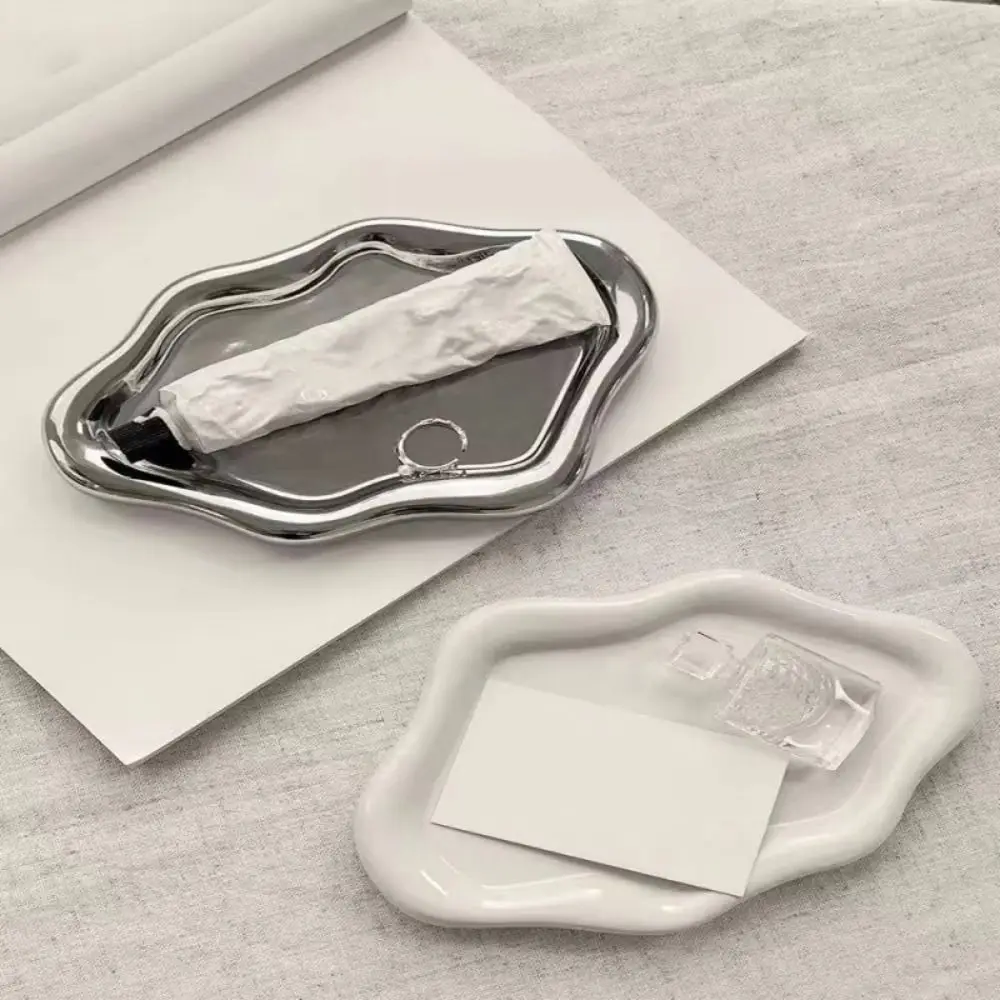 

Ceramic Jewelry Storage Tray Light Luxury INS Cloud Shape Tray Decorative Elegant Cake Snack Dessert Tray Desktop Ornaments