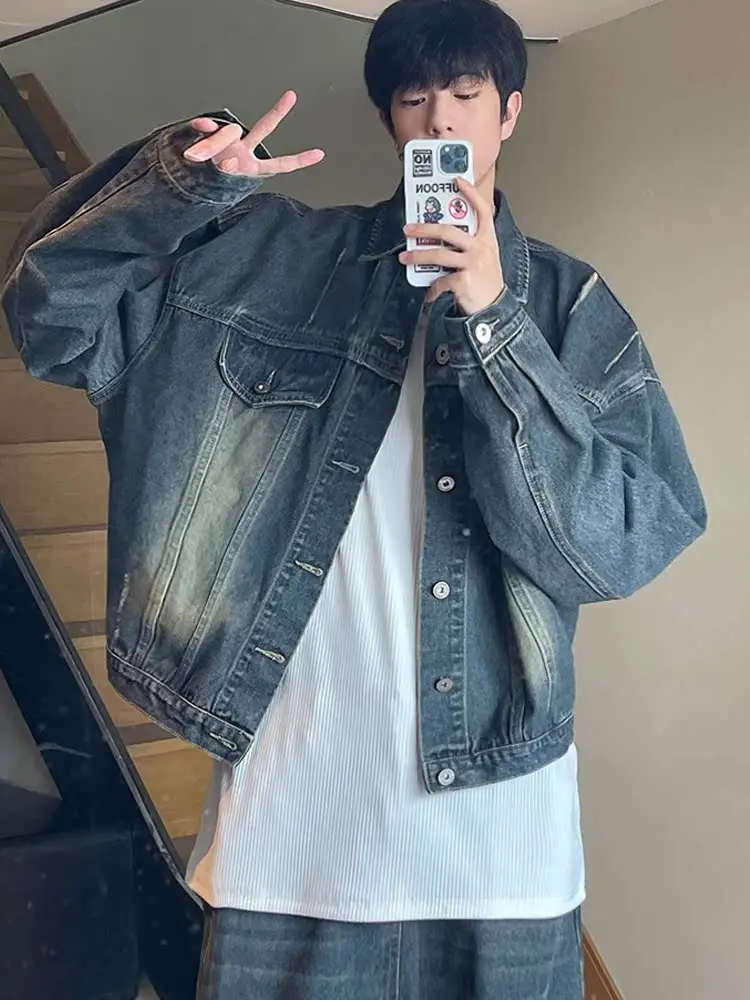 Spring Autumn Loose Fit Short Men's Denim Jacket Stylish Casual Shirt Youthful Gradient Design Single Button Long Sleeve