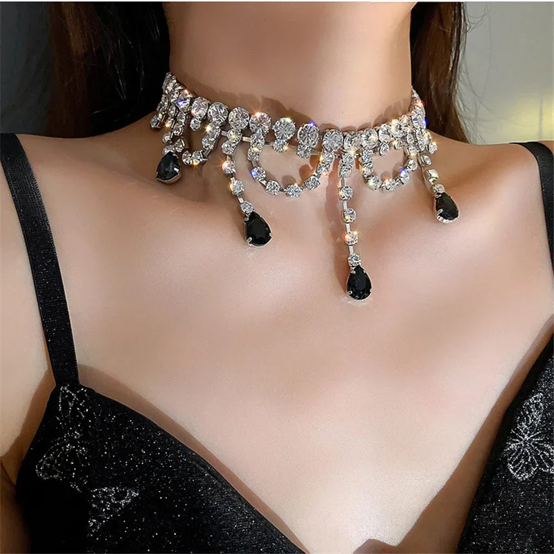 FYUAN Black Water Drop Crystal Choker Necklaces for Women Long Tassel Rhinestones Necklaces Statement Jewelry