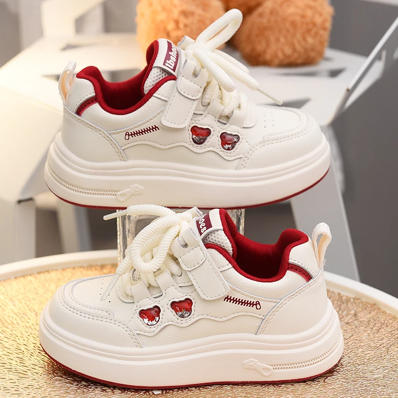 

Girls' board shoes 2026 Spring and Autumn new children's shoes, children's casual shoes, versatile white shoes, small and medium