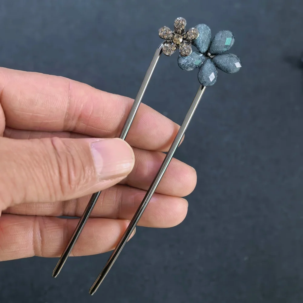 Vintage Floral Butterfly Hair Stick Metal U-shaped Hairpin Blue Crystal