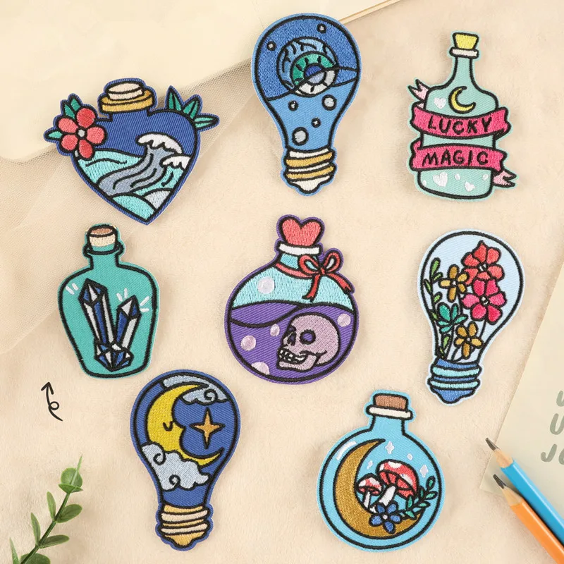 

Light Bulb Cartoon Patch Embroidered DIY Patches Cute Applique Sew Iron on Craft Patch for Bags Jackets Jeans Clothes