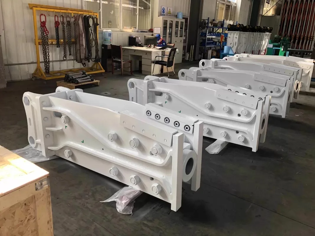 HB20G HB50G Nuovissimo interruttore idraulico durevole ad alte prestazioni da 18 a 25 tonnellate per strumento di demolizione della costruzione dell'escavatore