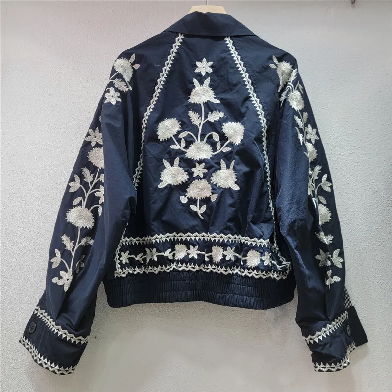 ANJY 2025 Herbst Neue Frauen Französisch Nische Ethnischen Stil Schwere Stickerei Kurze Jacke Mode Elegante Vielseitige Casual Mäntel A12214