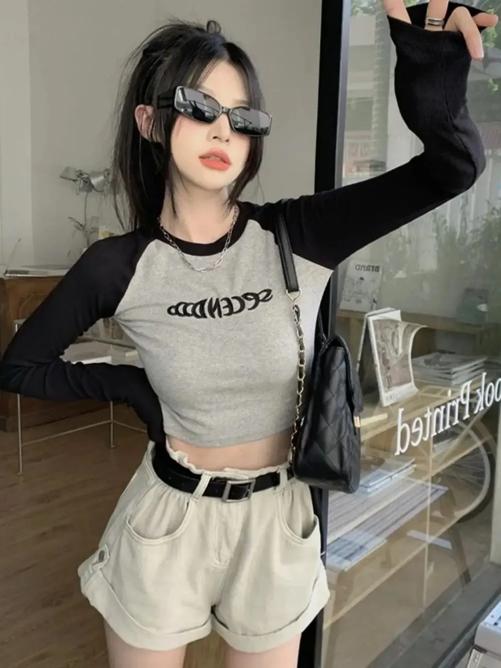 Damska koszulka z nadrukiem w litery Jesień Zima Długi rękaw Patchwork Tops Moda Retro Y2K ONeck Contrast Crop Top Hot Girl Kpop