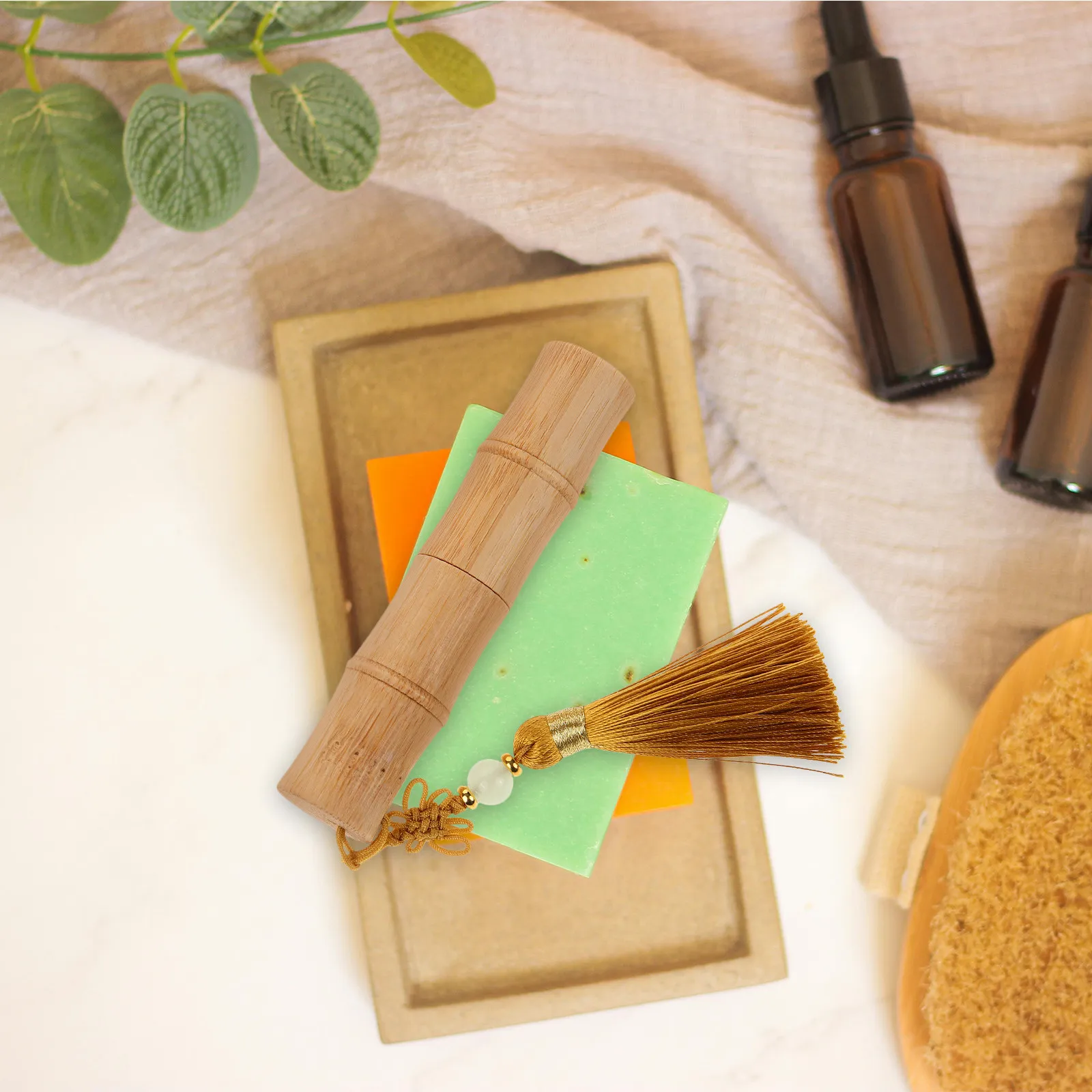 

Portable Empty Lipstick Tubes for DIY Lip Balm Container Set Small Lightweight Travel-Friendly Makeup Organizer Sub Container