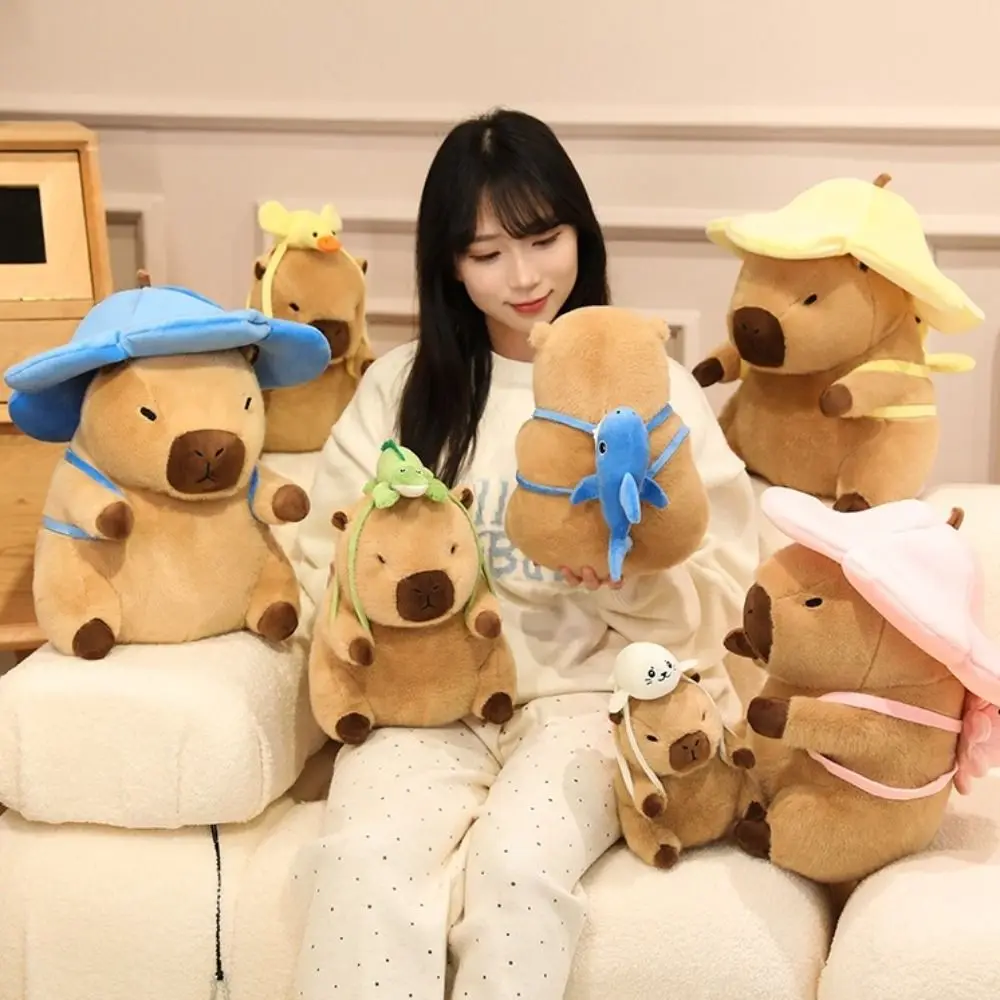 

Flower Hat Capybara Plush Toy Doll Animal Animal Backpack Simulation Capybara Toy Stuffed 20/30/40cm Stuffed Capybara Doll
