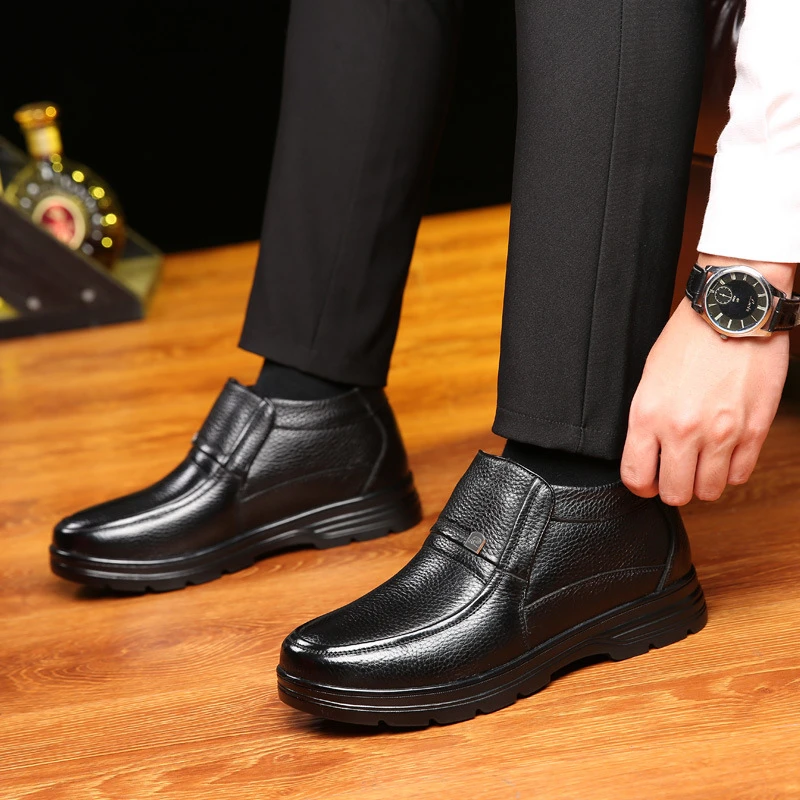 

Mens Winter Warm Fur Lined Leather Boots Black Soft Sole Slip On Casual Shoes For Middle Aged Dad And Elderly Plus Velvet