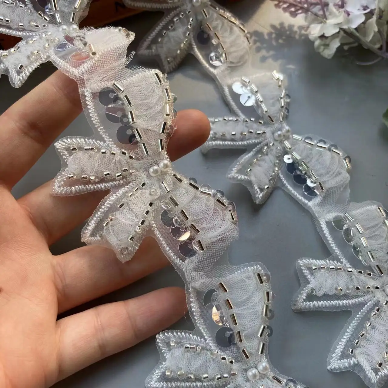 10PCS 6X5.5cm Bowknot Pearl Exquisite Organza Sequin Embroidery Lace Ribbon Trim Studded Wedding Veil Sewing Accessories New