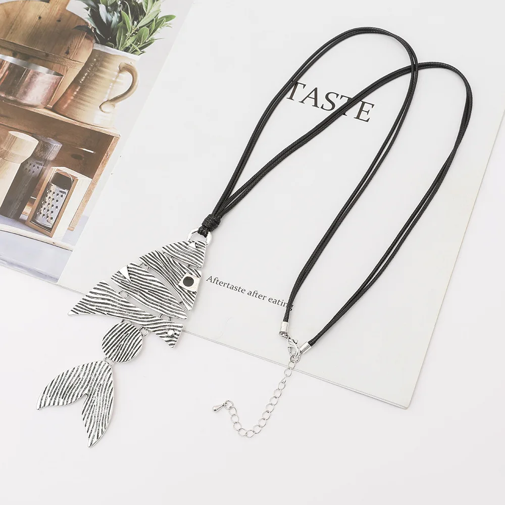 European and American new women's fashion wear sweater chain fishbone pendant retro simple long alloy necklace
