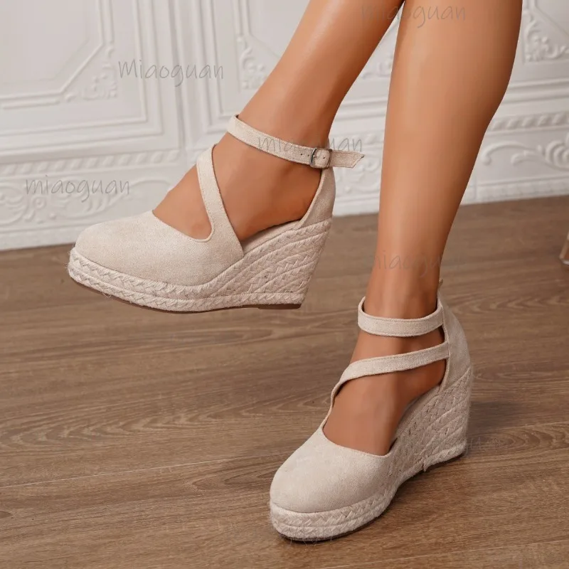 Thumbnail 3 - #30 Latest Block Heel Shoes Offers