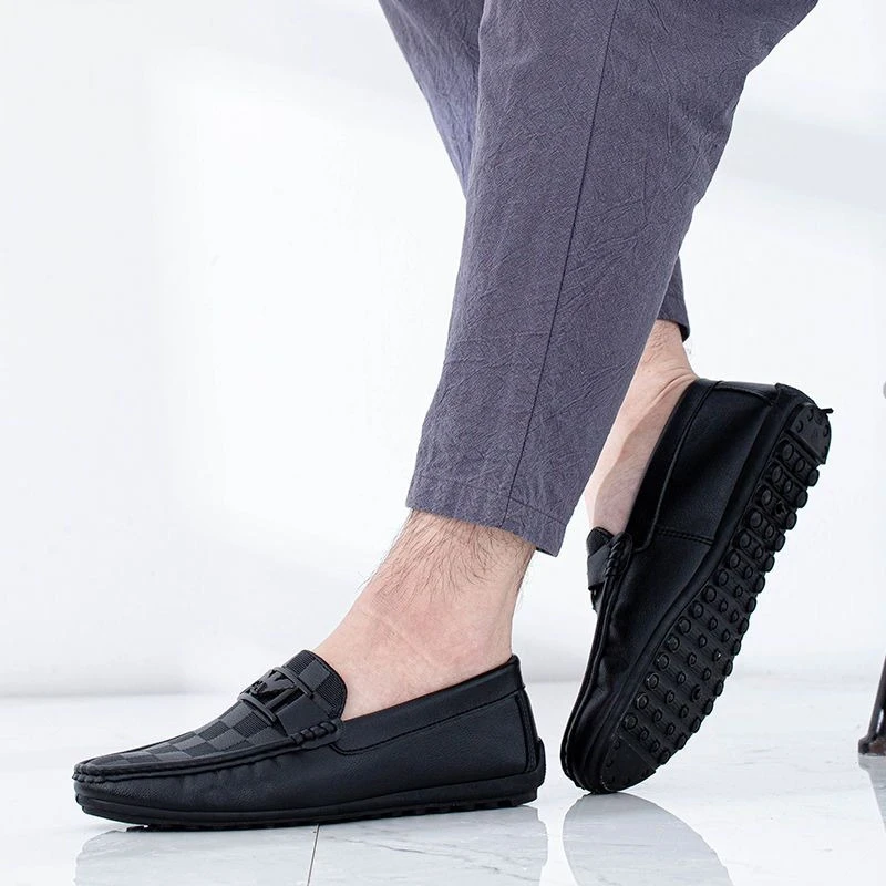 

2026 New Men Plaid Driving Shoes Spring Summer Korean Style Black Fashion Casual Loafers Trendy Lazy Slip on Dress Shoes