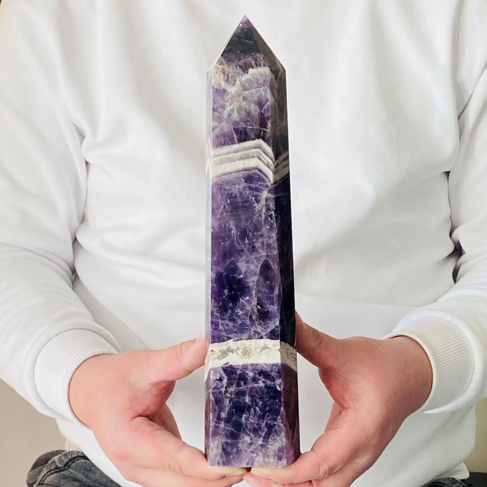 

Magical Natural Dream Amethyst Obelisk Crystal Mineral Specimen Energy Column Reiki Healing Gem Home Office Degaussing Decoratio