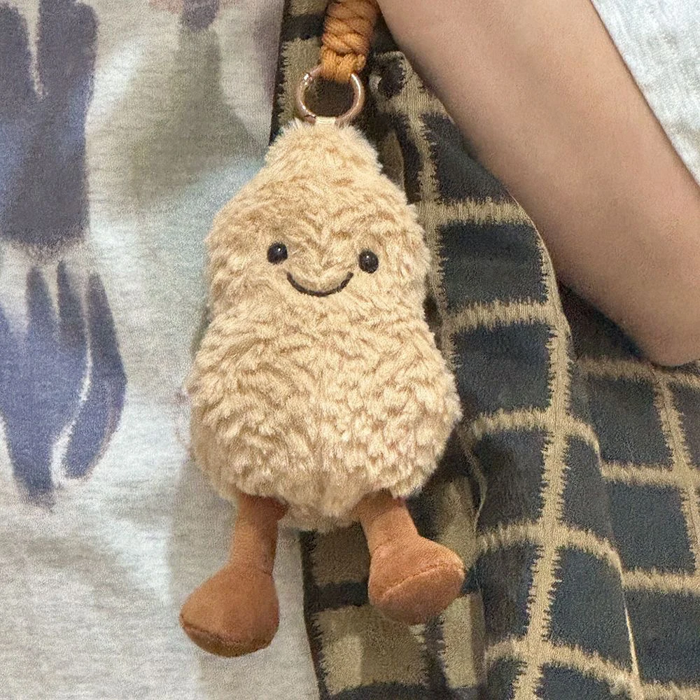 Adorables juguetes de peluche de maní, decoración para sala en vivo, colgante, mochila de peluche, llavero, muñeca, bonito regalo de Anime para niños