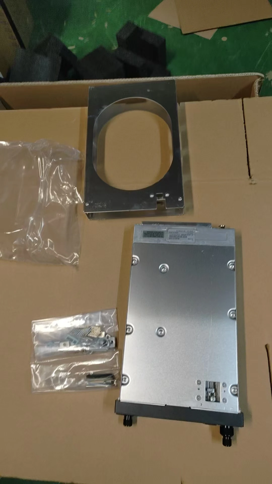 

IC-A220E VHF Mobile Radio Communication 118.000-136.992MHz Air Band AM FM Vehicle Mounted Transceiver Aviation Radio for