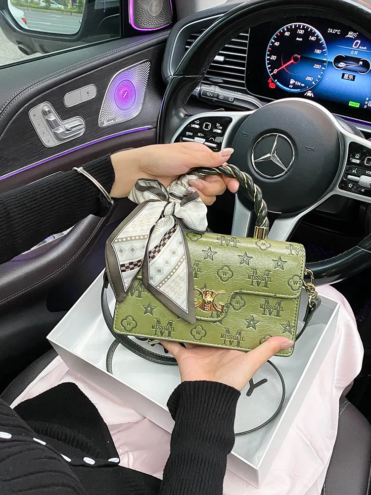 

Роскошная винтажная квадратная сумка-клатч с красивым цветочным принтом и изящной плетеной ручкой, модная женская сумка через плечо 2026 года