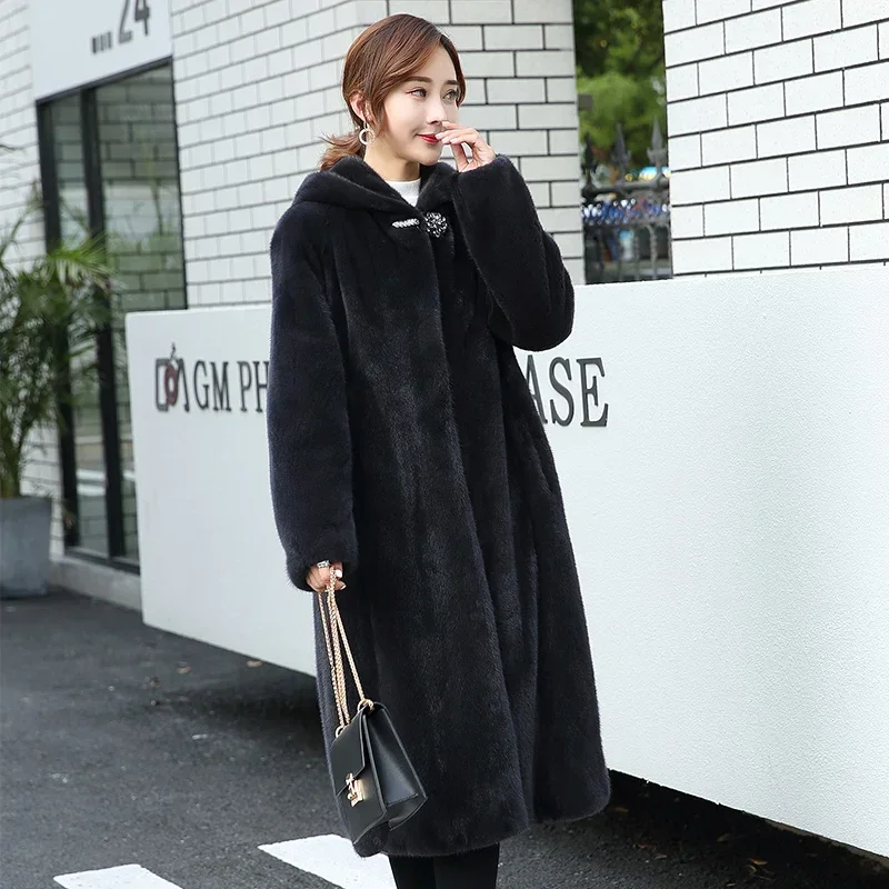 Prawdziwe futro z norek Płaszcze zimowe 2024 Luksusowe futro damskie Ciepłe kurtki z futra norki dla kobiet z kapturem Długa 110cm Casacas Para Mujer SGG