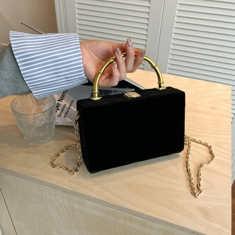 

Stylish Practical Underarm Bag Office Commuting Business Trip 2025 New Model Exquisite Sleek Sophisticated Elegant