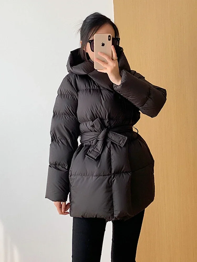 2024 Winter Women\'s Down Jackets Ultra Light Warm Cusual Coat Female Puffer Jacket With Belt Plus Size Hooded Short Parka