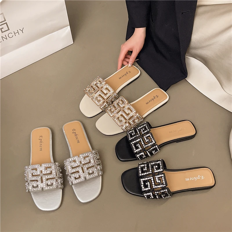 

2025 повседневная обувь на плоской подошве и низком каблуке, женские шлепанцы, летние уличные модные роскошные дизайнерские туфли с кристаллами и бриллиантами, Zapatos De Mujer