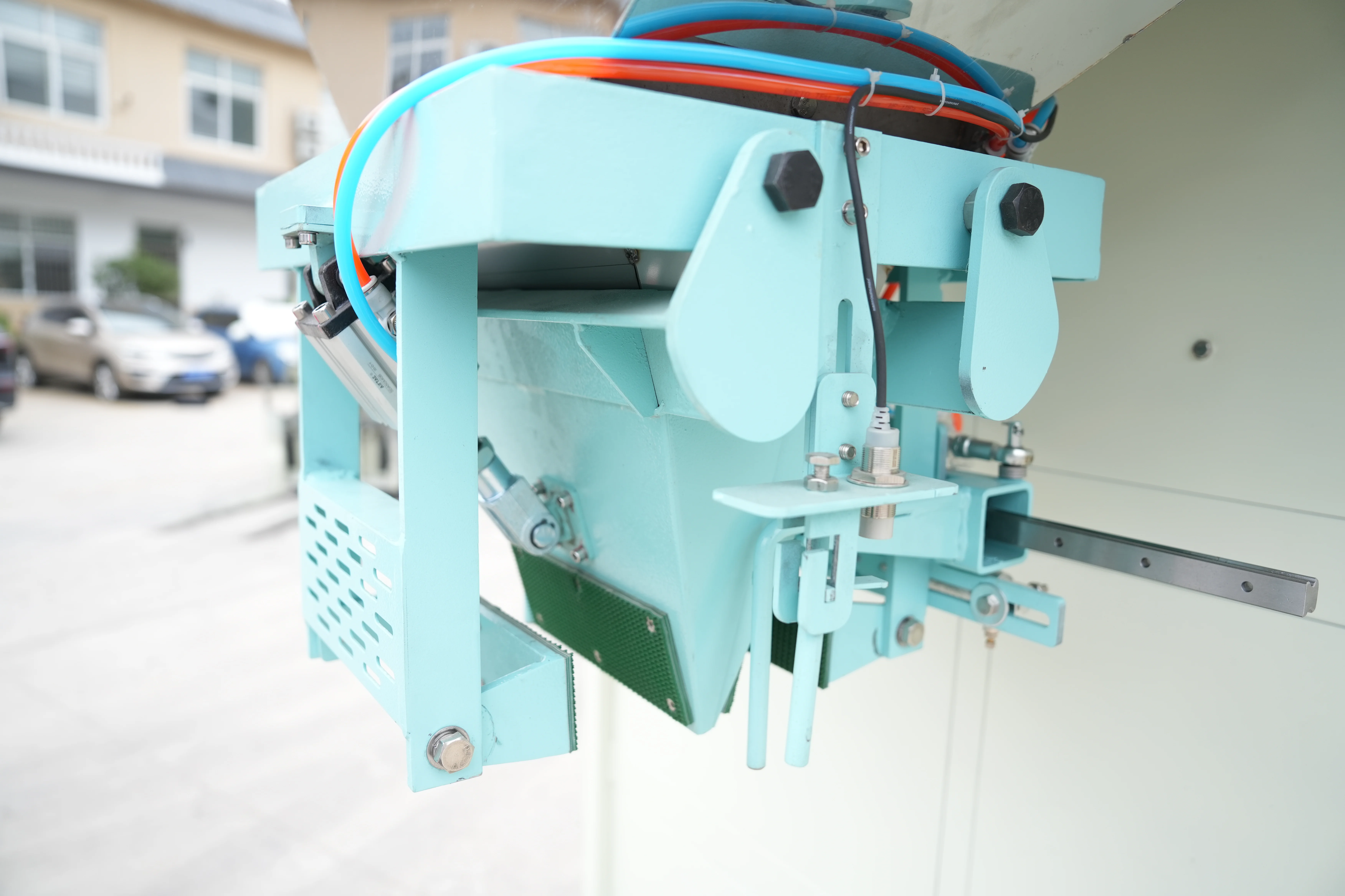 Cooperate with High-speed Production Packaging Machines on Assembly Lines to Fill sealed Grain, Nuts, Feed, and Fertilizers