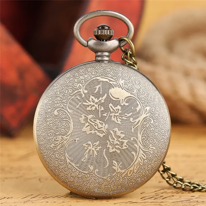 Old Fashion Pocket Watch with Hollow Dragon Phoenix Pattern Quartz Analog Display Arabic Numeral Sweater Necklace Chain Reloj