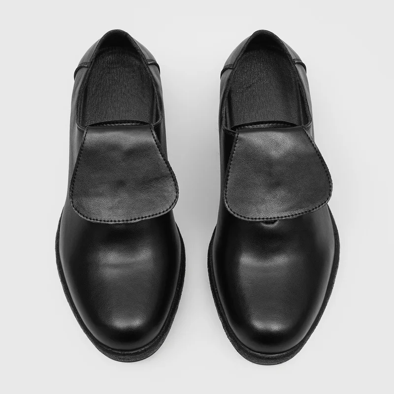 

Simple High-end Men Derby Shoes with A Thick Soled Non Slip Flip Design Suitable for Commuting Business Leisure Lazy Shoes