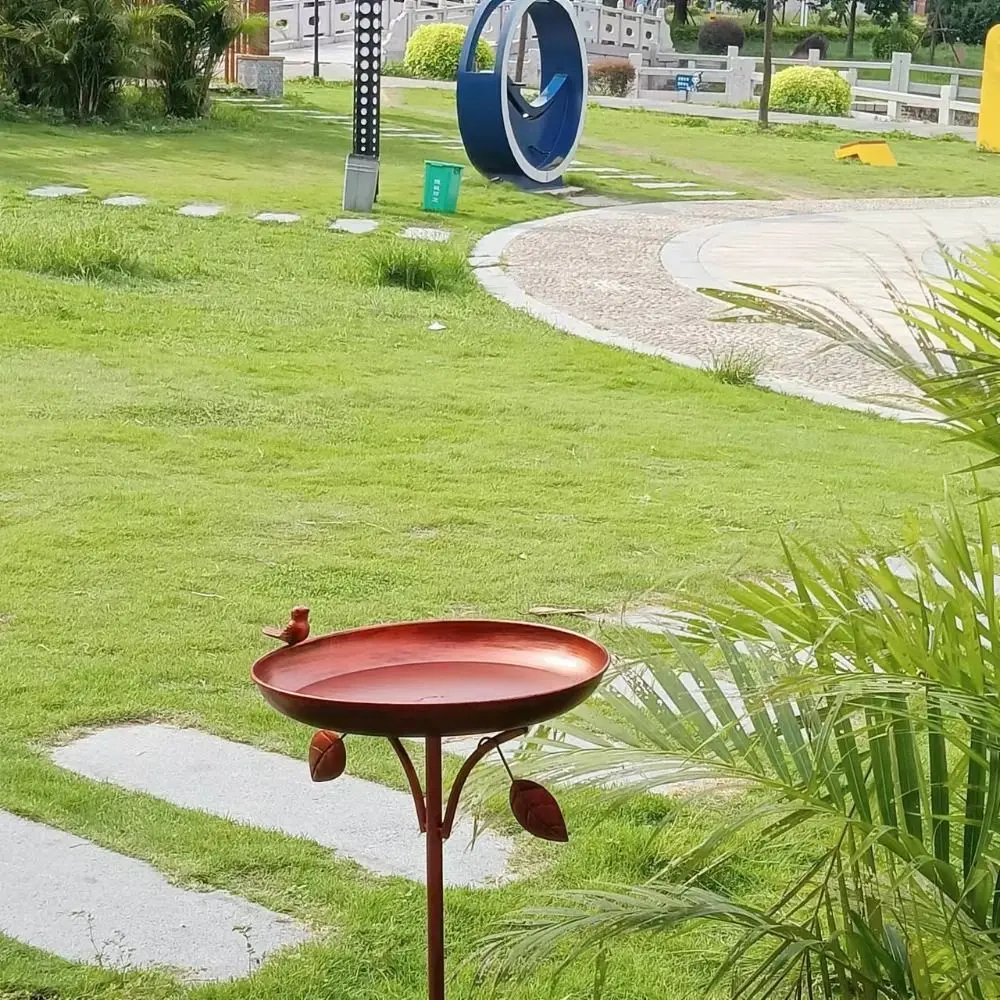 

Garden Decor Iron Bird Feeder Plugin Large Capacity Convenient Bird Bathtub Retro Durable Bird Feeding Dish Outdoor