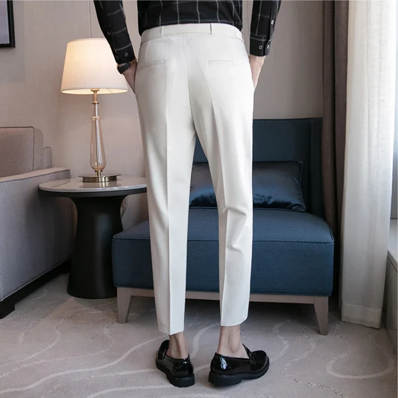 Men's Slim-fit Solid Color Trousers for Autumn, Suitable for Young Men for Daily Commuting, Leisure, and Ankle-length Pants.