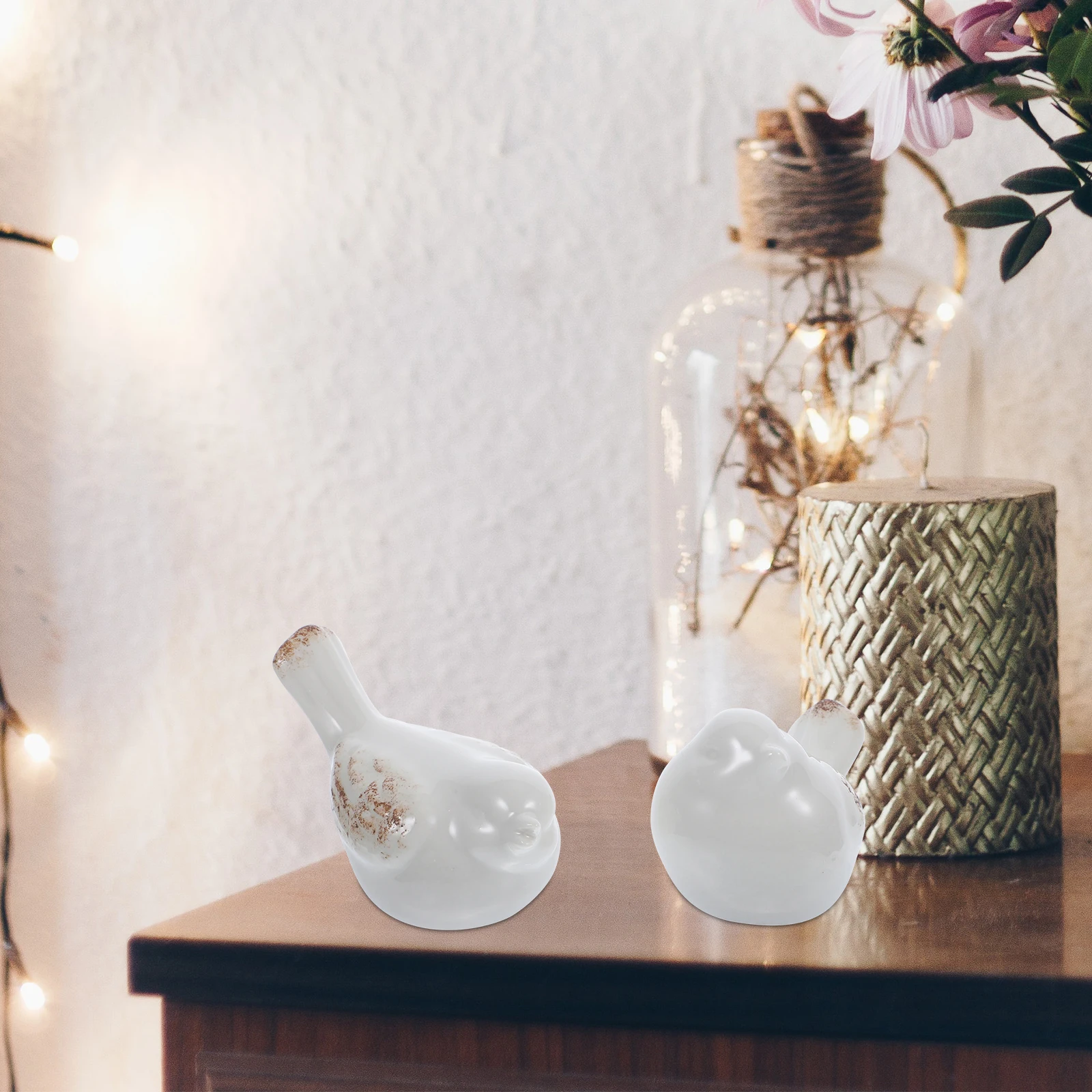 

2Pcs Ceramic Bird Ornaments Charming White Farmhouse Style Living Room Kitchen Office Decor Exquisite Craft Bird Decor