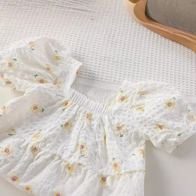 Terno infantil de calças largas com alça de renda, roupa versátil, estilo ocidental, XMS para verão, novo