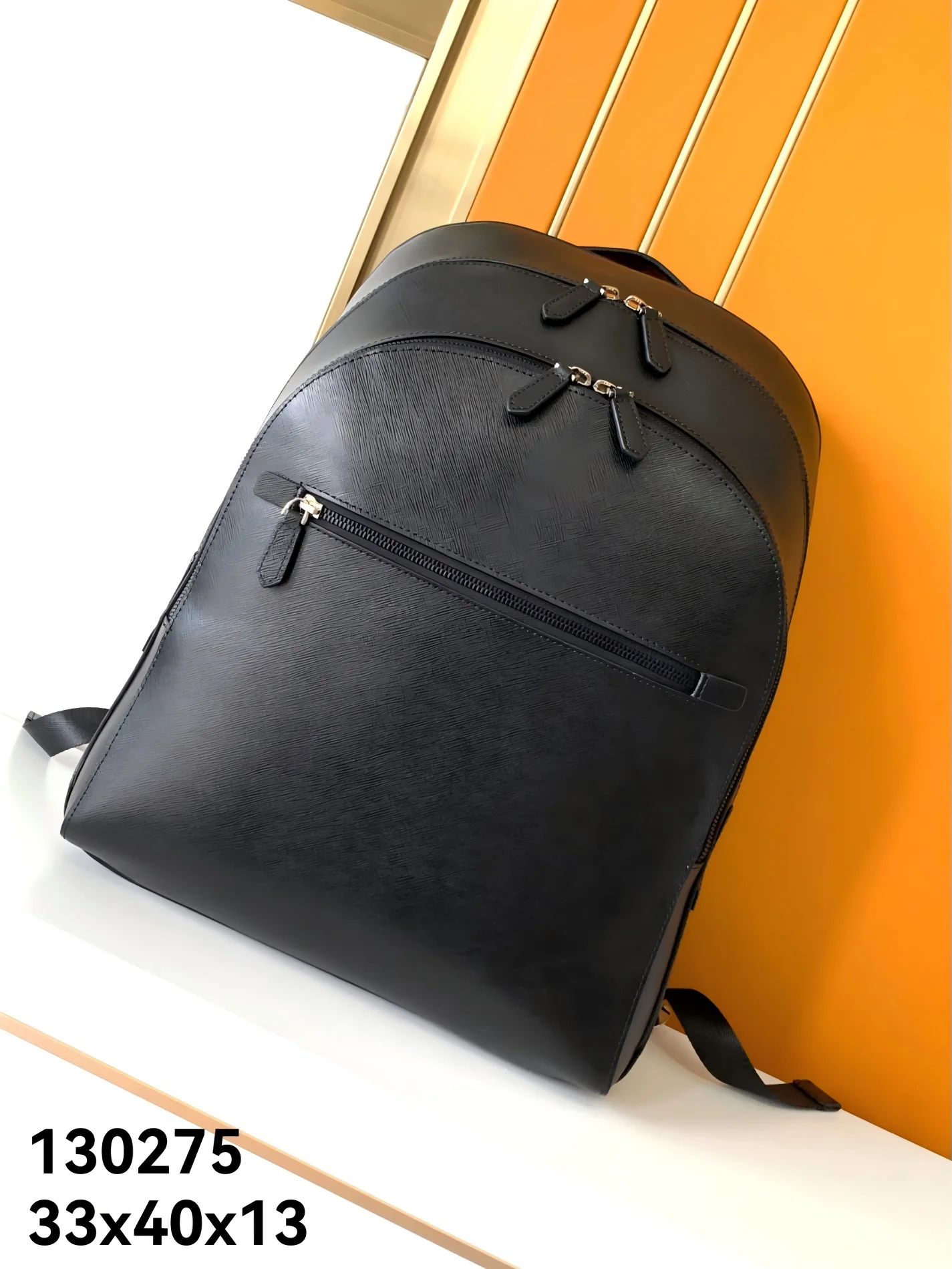 

Bag Men's Business Casual Leather Backpack, Top-Grain Leather, Classic Elegant Everyday Pack