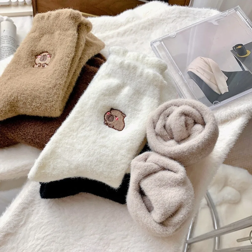 Casual Capybara Winter Socks Thick Antiskid Mid Socks Thermal Warm Floor Sleep Sock Autumn Winter