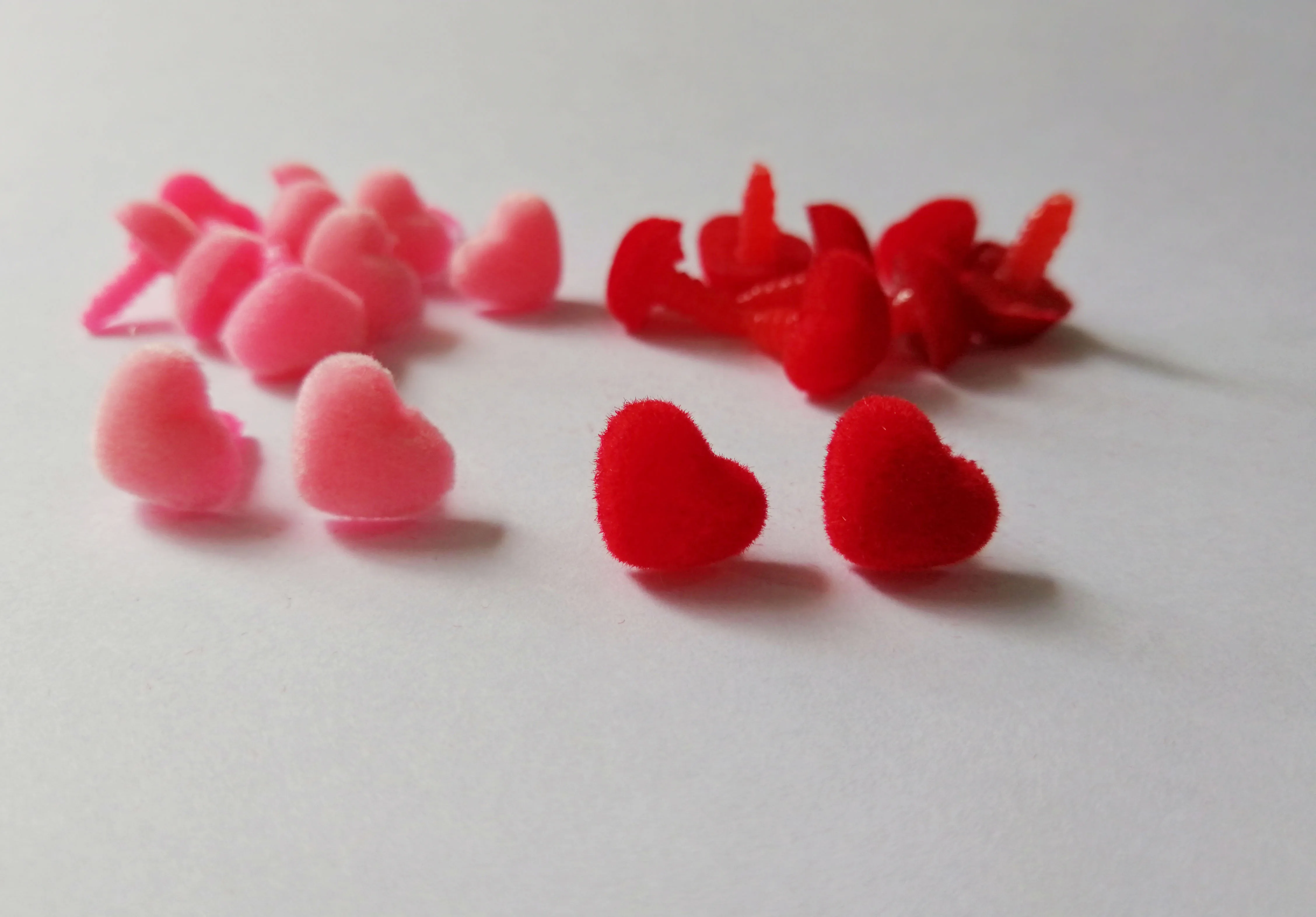 40pcs/lot 12mm heart shape flocking toy nose safety animal doll nose + soft washer for diy doll findings--pink /red option