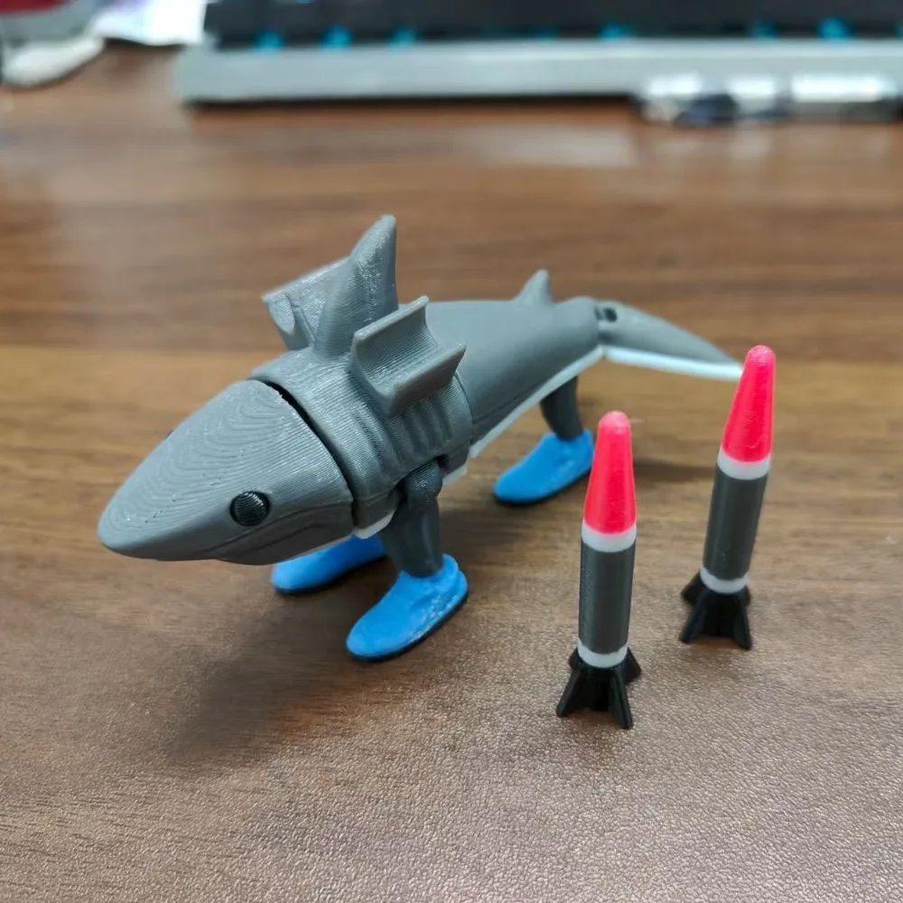 Tralalero Tralala Shark Toys راقصة الباليه تونغ تونغ صحور كابتشينو الشكل Brainbot أنيمي زخرفة مكتب ديكور الهدايا
