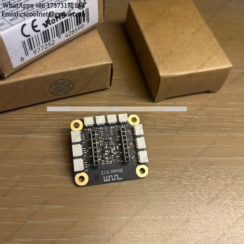 JS03 Bambu Lab CyberBrick Remote Control Transmitter Shield (1 Piece) - XA005 MakerWorld Creative 3D Printing Model Component