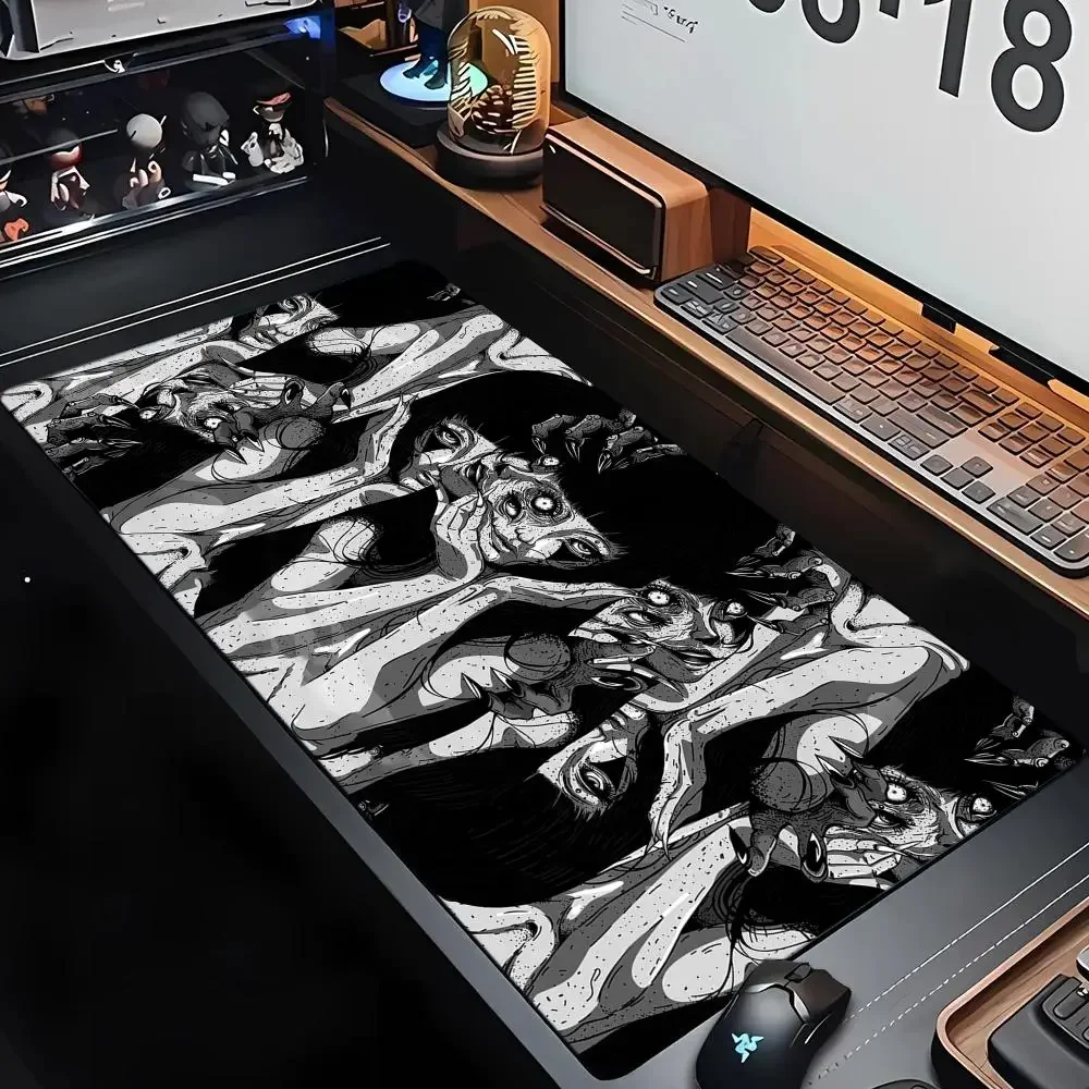 Horror anime girl Mouse Pad rubber anti-slip Desk Mat gamer pc accessories Gaming mat keypad mousepad suitable for work and game
