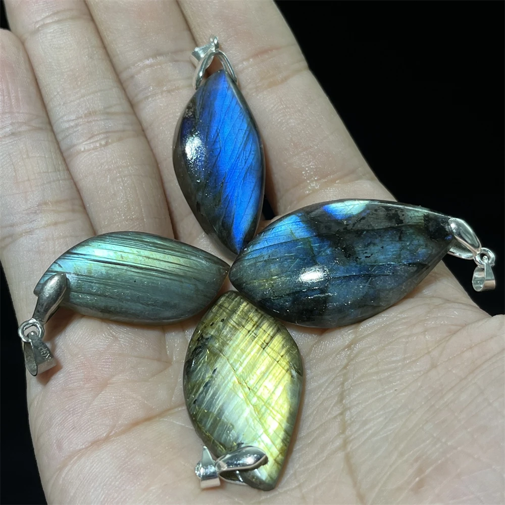 Natural Labradorite Pendant Necklaces Men Women Energy Quartz Necklaces Stones Ornament Moonstone Home Decoration