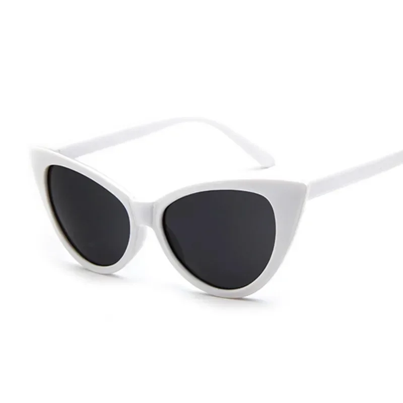 Retro Sexy Cat Eye Style Sunglasses Woman Classic Black White Ladies Sun Glasses Cateye Frame Gradient Oculos De Sol Feminino