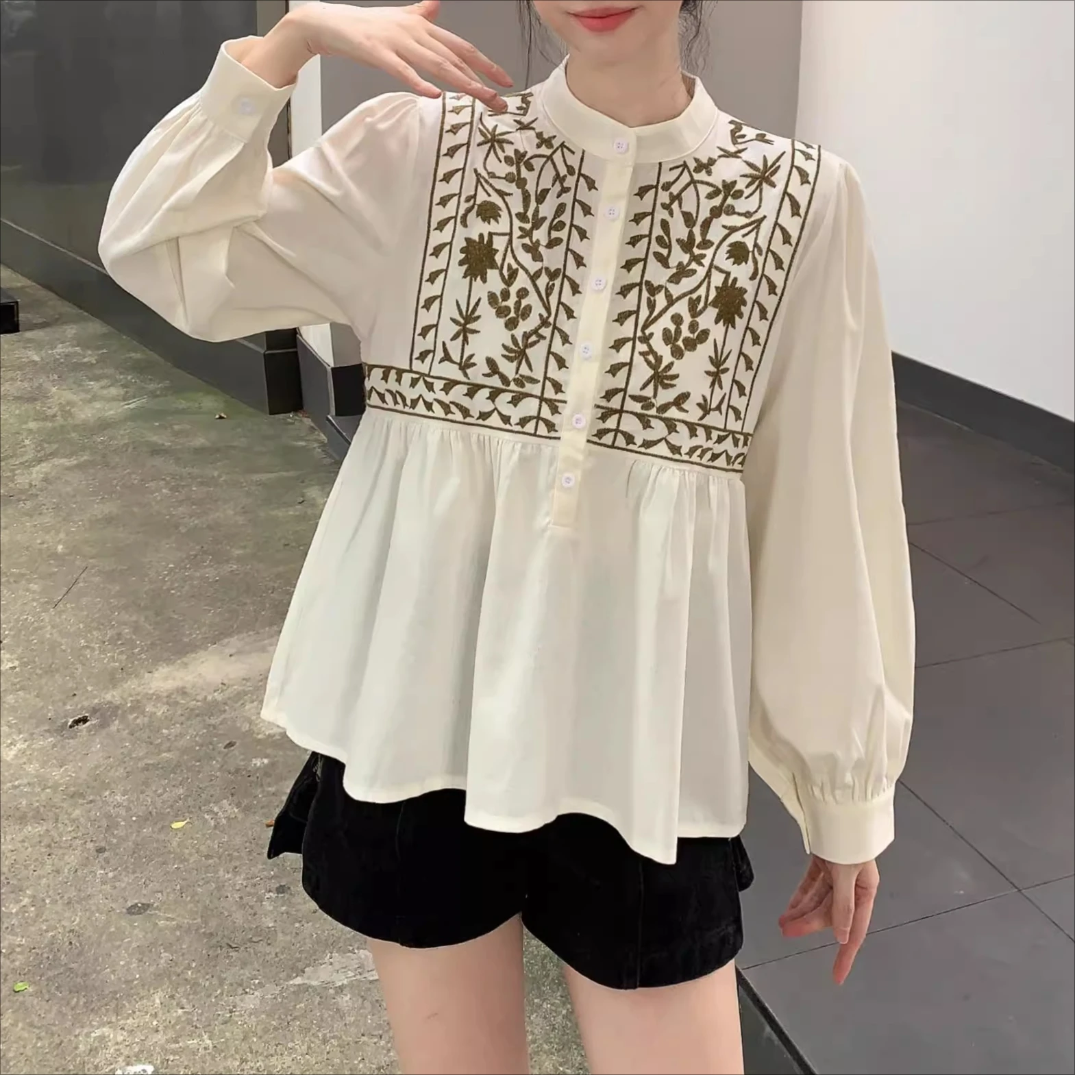 

Женская блузка с вышивкой, весенние модные рубашки с длинным рукавом