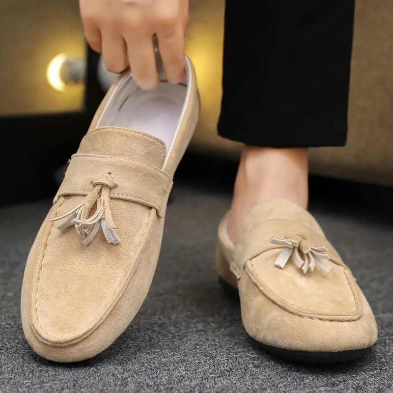 Scarpe pigre alla moda leggere Scarpe casual da uomo Scarpe da guida in pelle scamosciata da uomo traspiranti Slip-on Mocassini comodi Mocassini