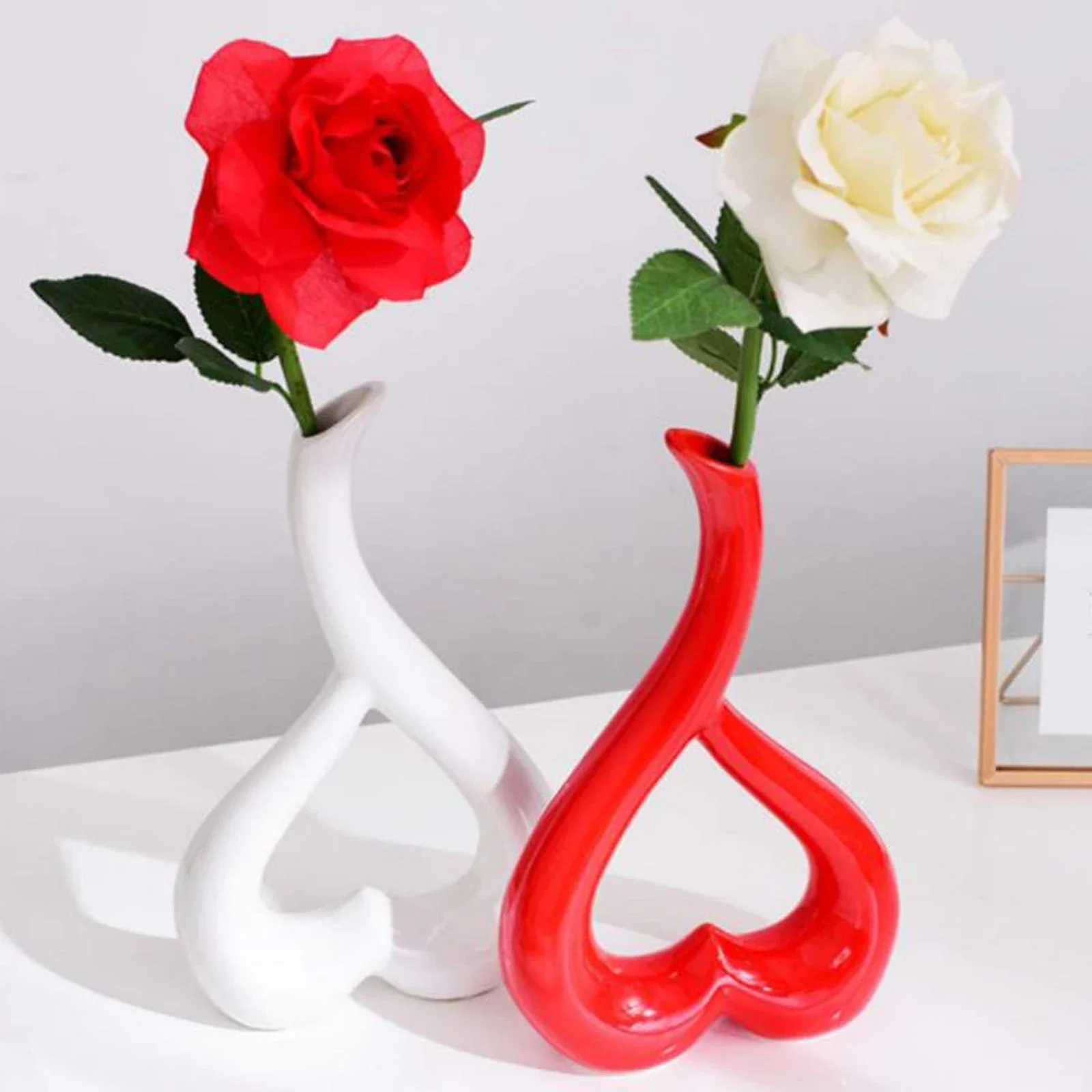 

Flower Pot Household Solid Color Heart-shaped Ceramic Vase Decoration Crafts Living Room Office Decorations Black/white/red