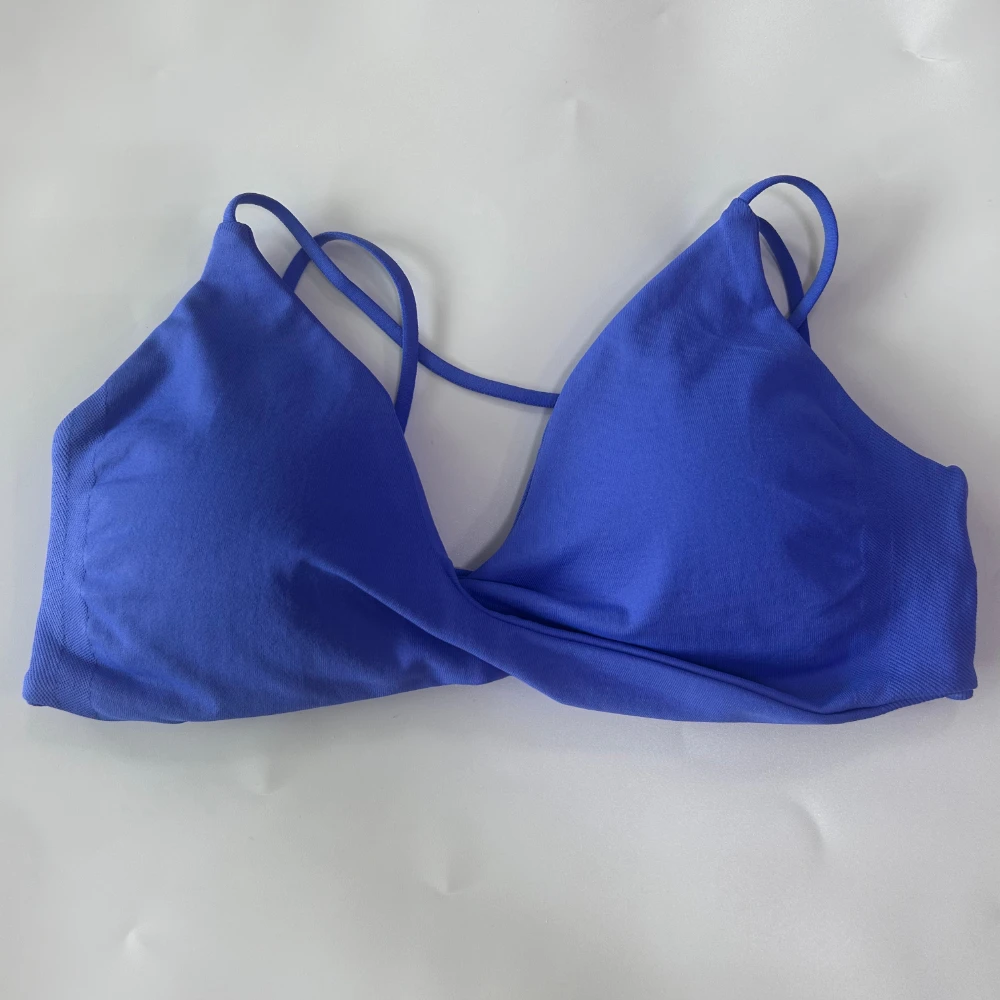 Pericic Damen Twist-Front Sport-BH V-Ausschnitt Mittlerer Halt Mit Herausnehmbaren Polstern Fitness-Bekleidung Nahtloser Yoga-BH Workout Gym Top – Detail 18