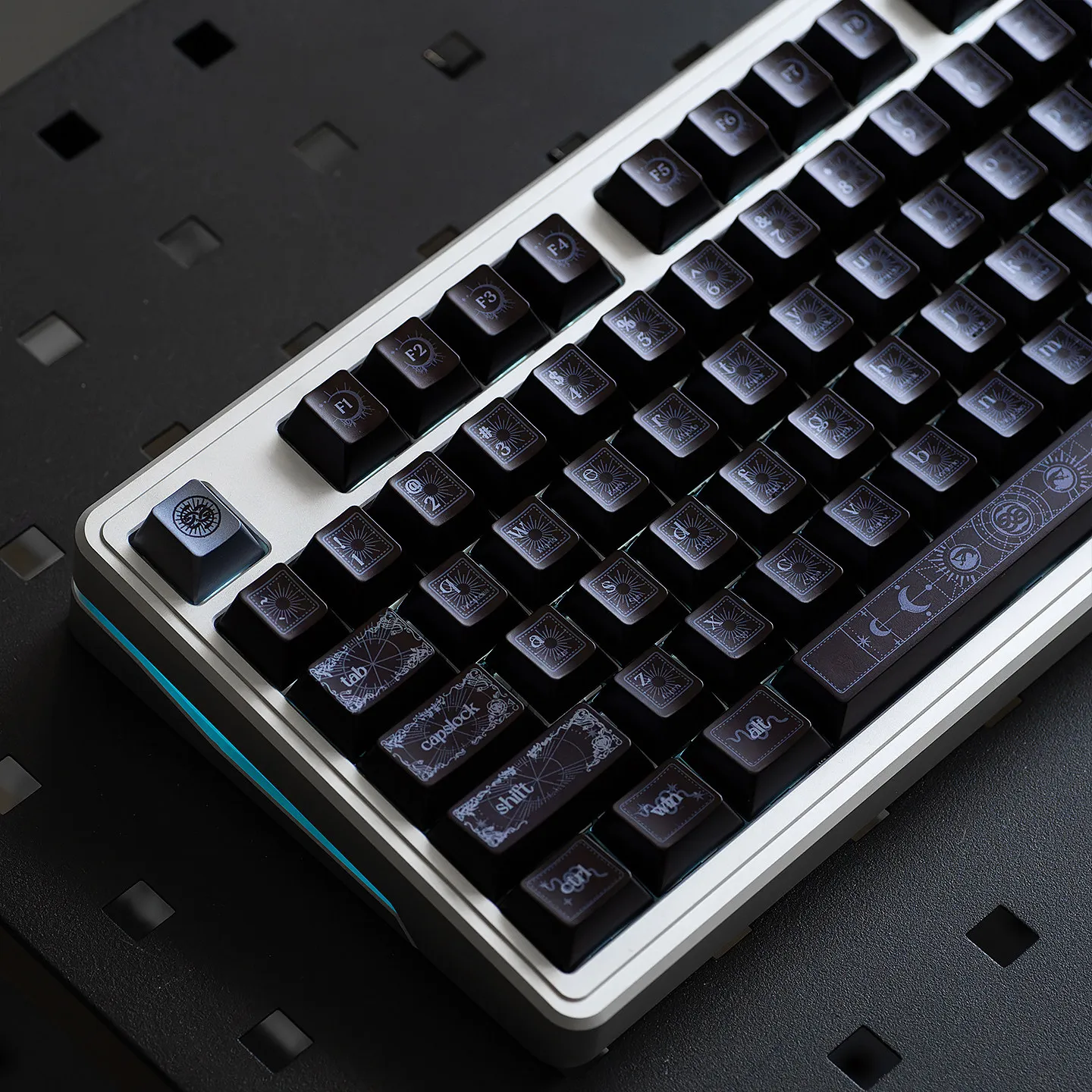 MAIMOOO Spirit Snake Metal Paint Keycaps Pure Black Magnetic Switch PBT PC Thermal Sublimation CHERRY PBT Keyboard Keycaps